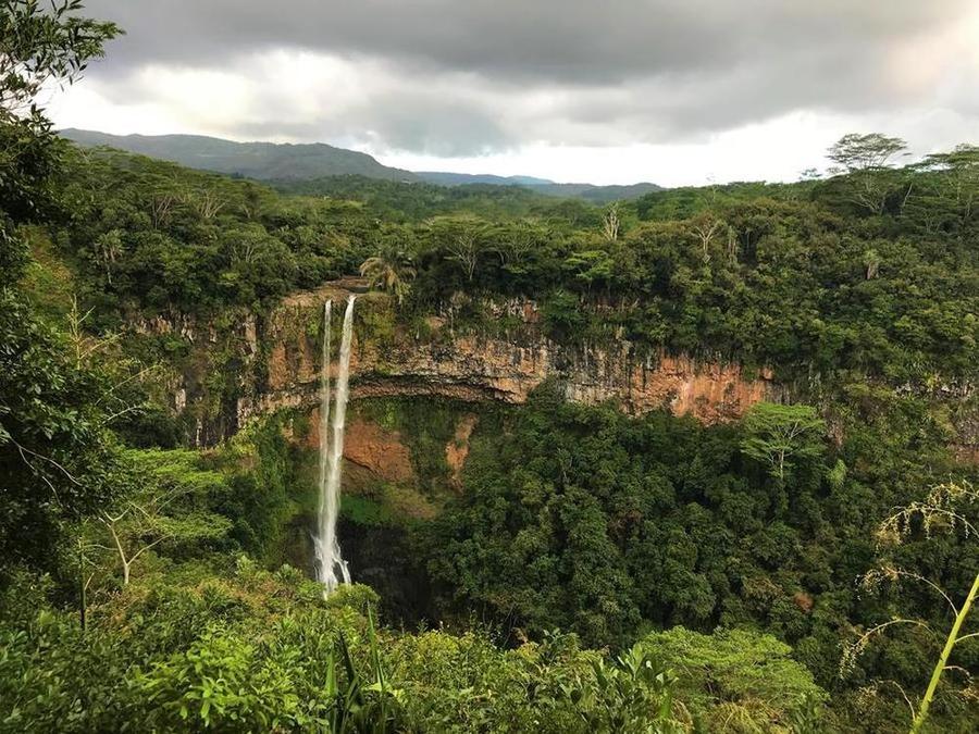 Mauritius-Waterfalls-of-Chamarel