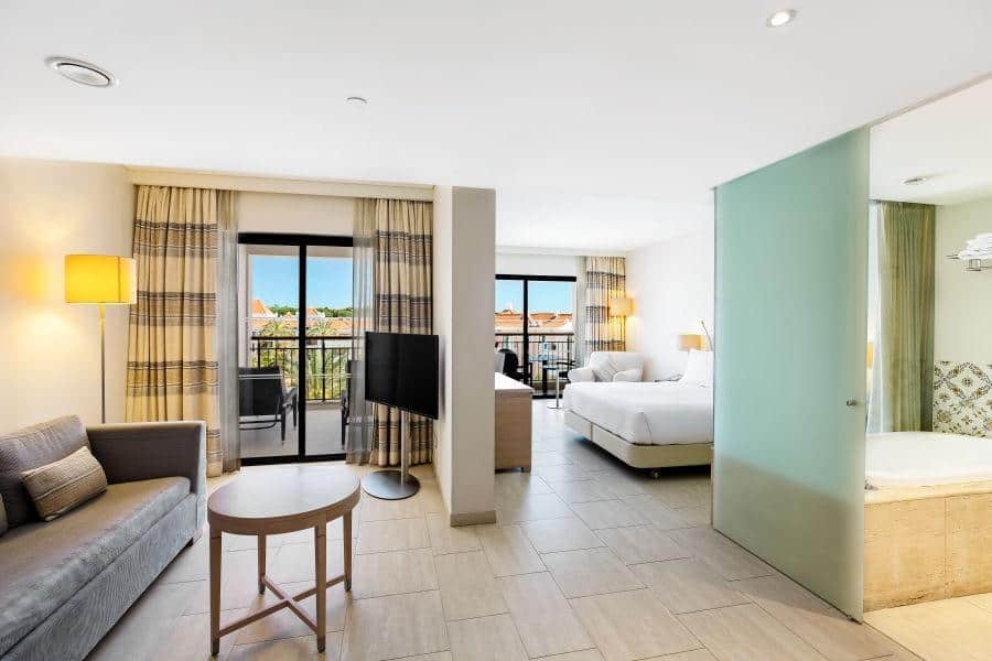 Hilton-Vilamoura-Algarve-Double-Room-Deluxe-Plus