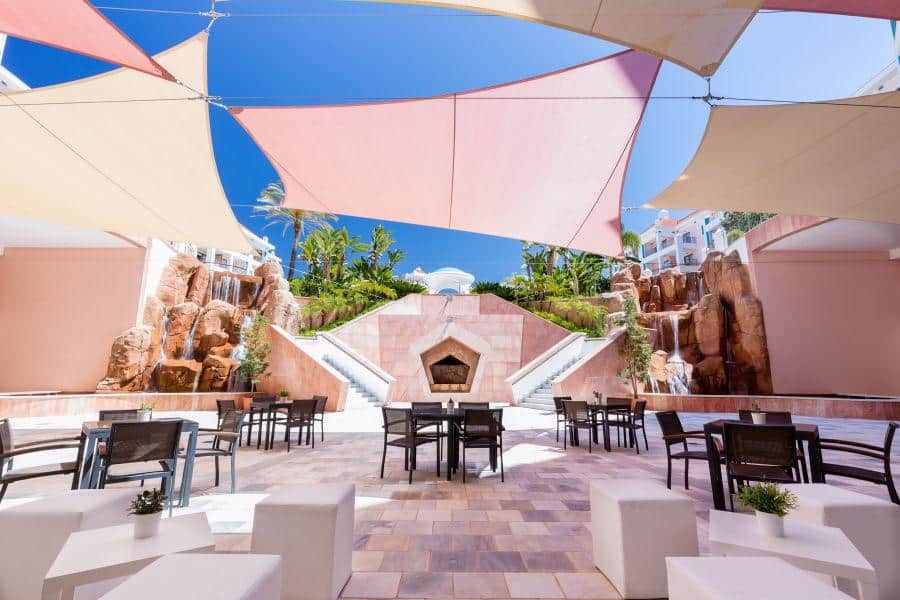 Hilton-Vilamoura-Algarve-Restaurant-Terrace